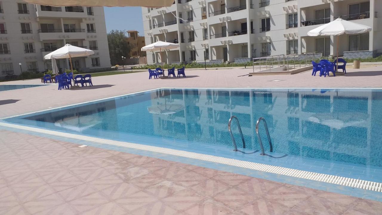 شاليه فرش فندقي بقرية بالميرا بيتش العين السخنه للعائلات Ain Sukhna Buitenkant foto